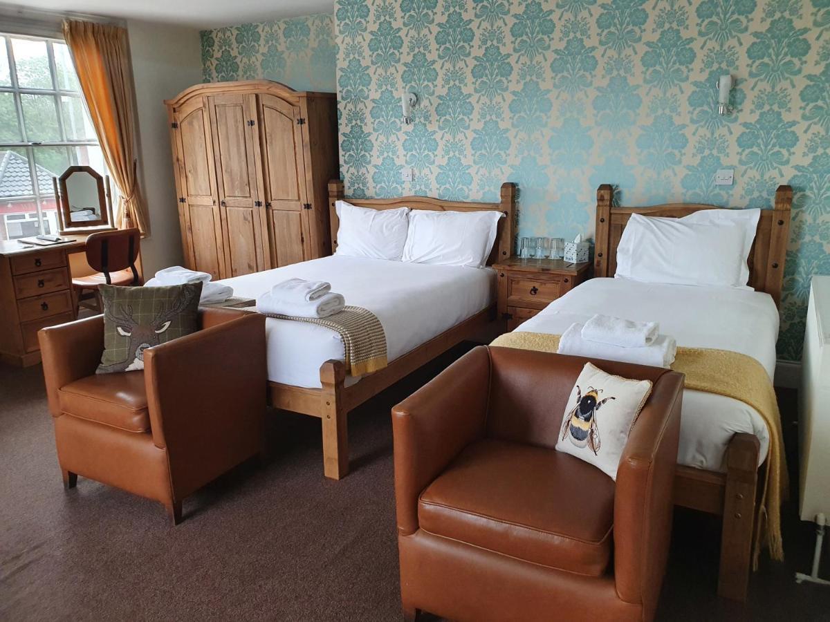ホテル The Littleton Arms ペンクリッジ エクステリア 写真